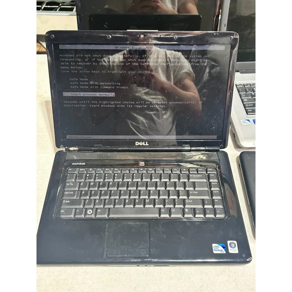 Laptop Lot – 2× Dell Inspiron 1545 (1 Working, 1 No Display) + Chromebook 3181 W